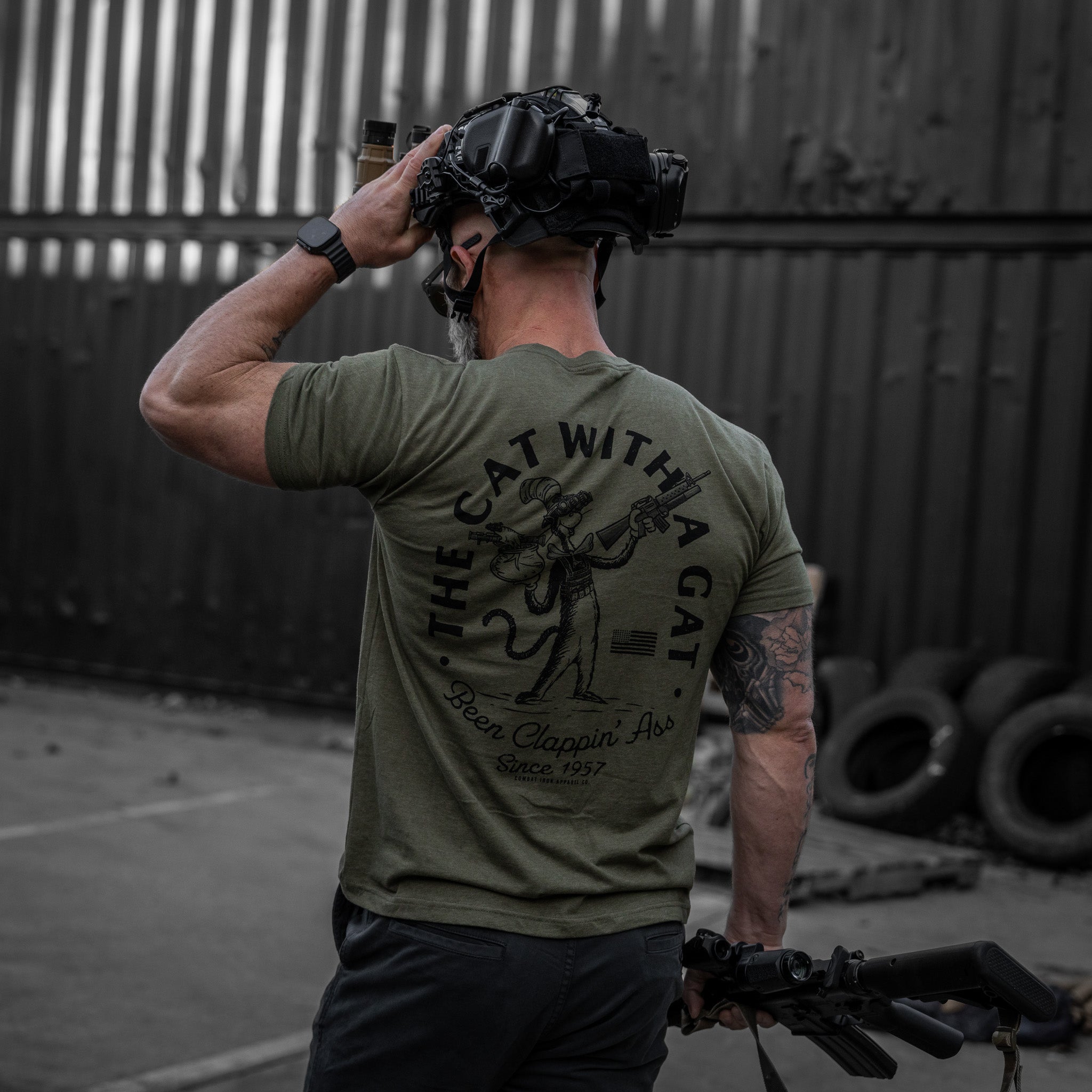 The Cat With A Gat Remix Men's T-Shirt