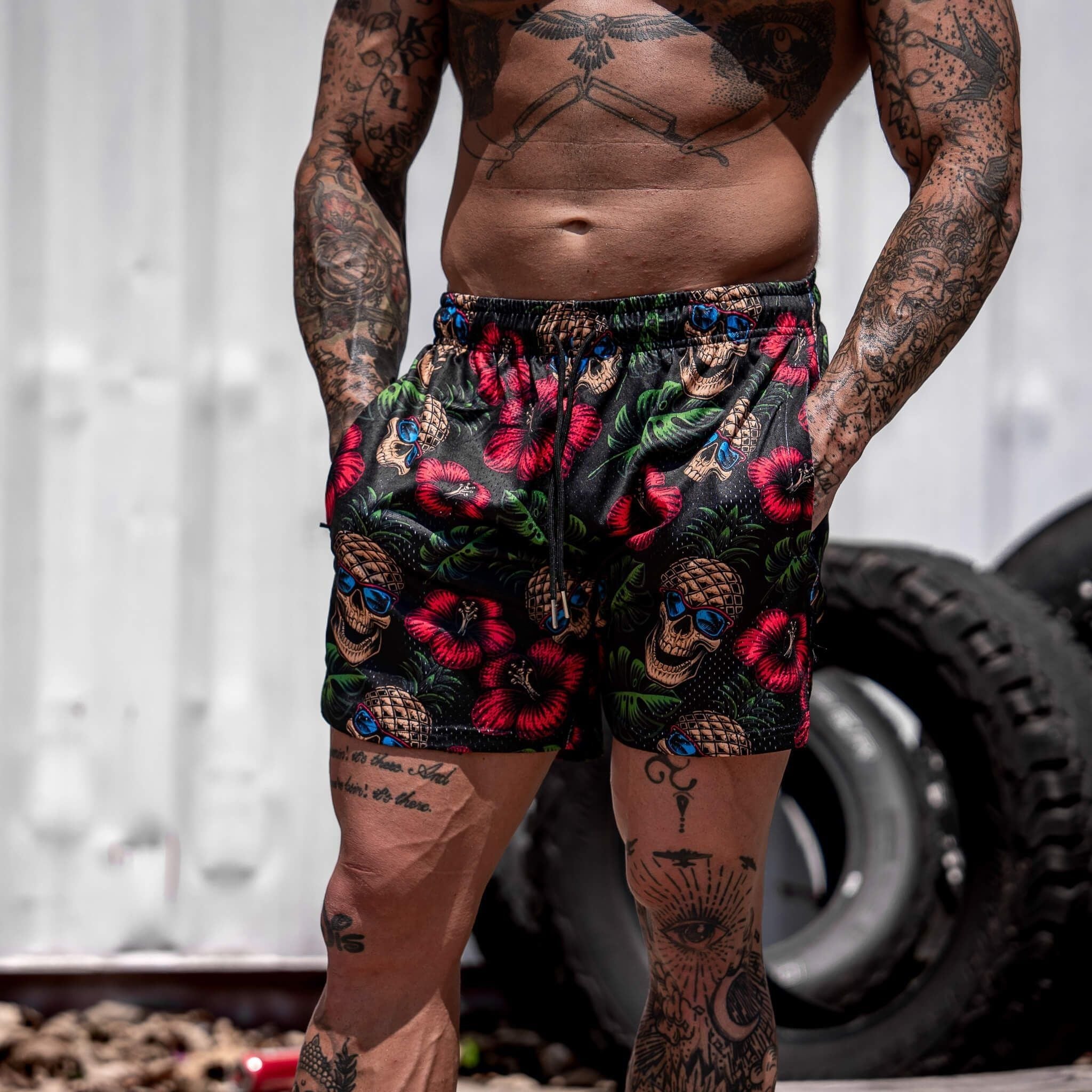 Mid Thigh Mesh Training / Lifestyle Shorts | 5"