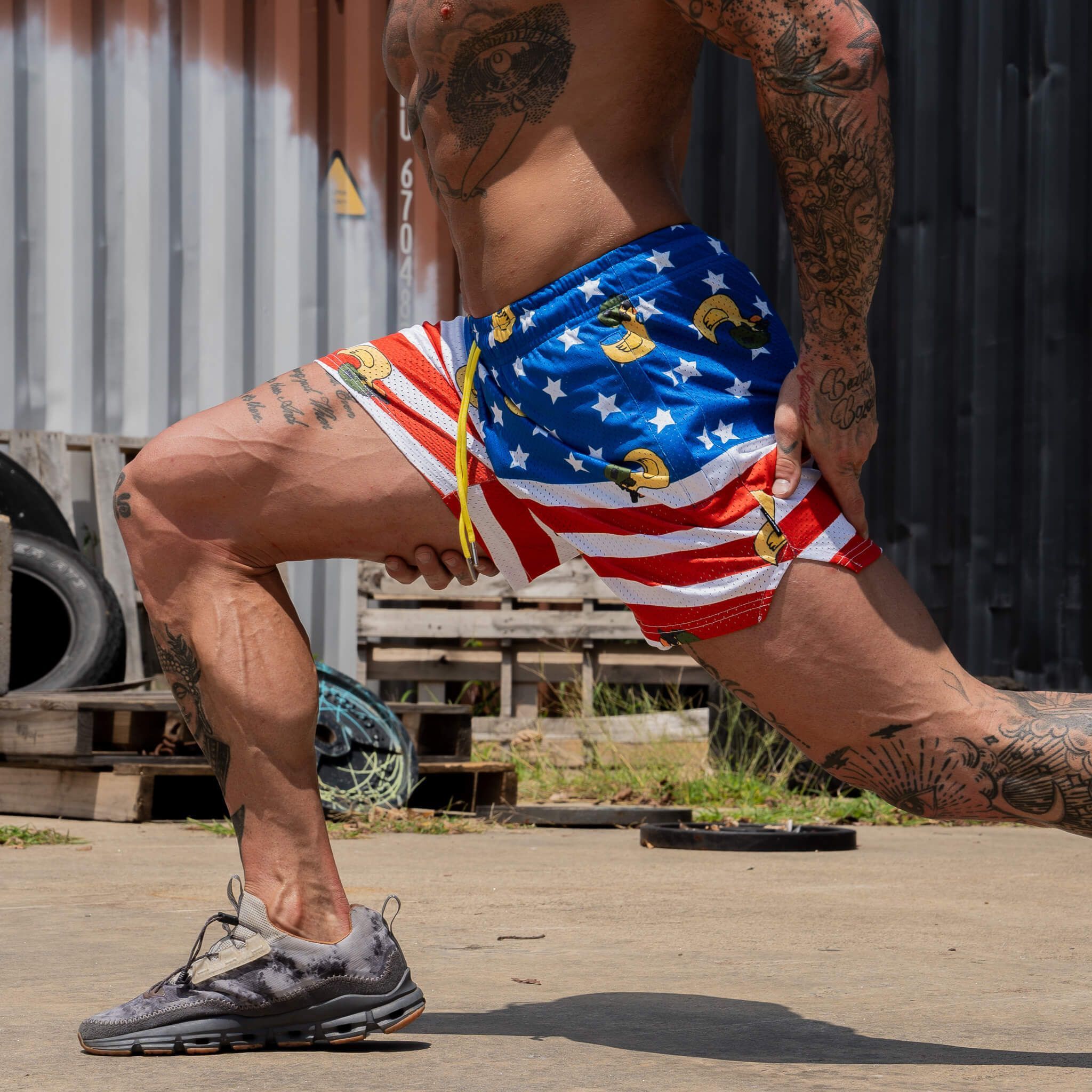 Mid Thigh Mesh Training / Lifestyle Shorts | 5"