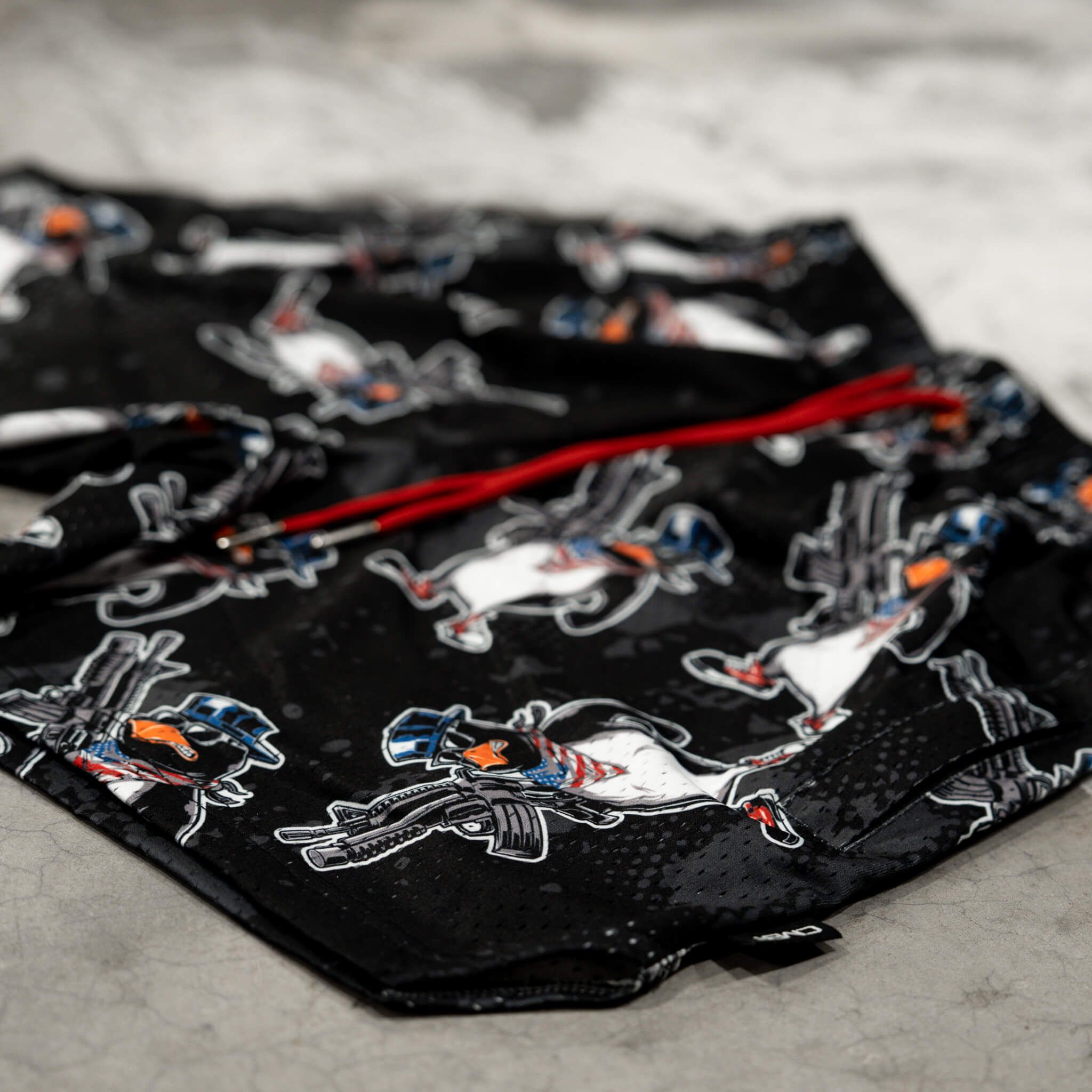 Mid Thigh Mesh Training / Lifestyle Shorts | 5"