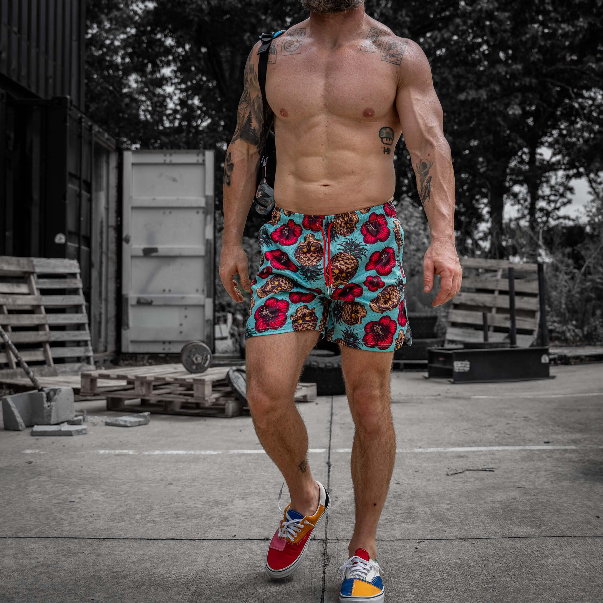 Mid Thigh Mesh Training / Lifestyle Shorts | 5"