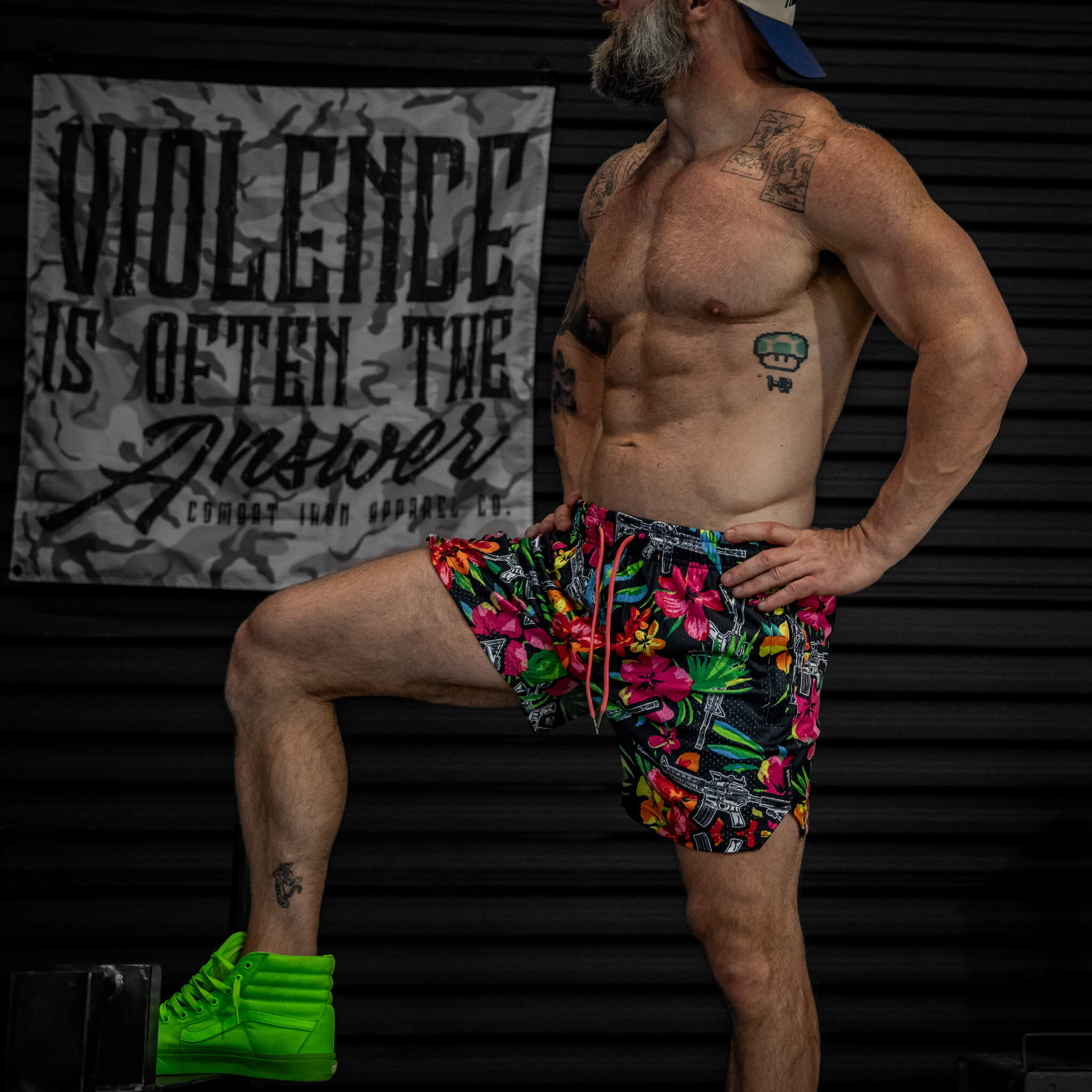 Mid Thigh Mesh Training / Lifestyle Shorts | 5"