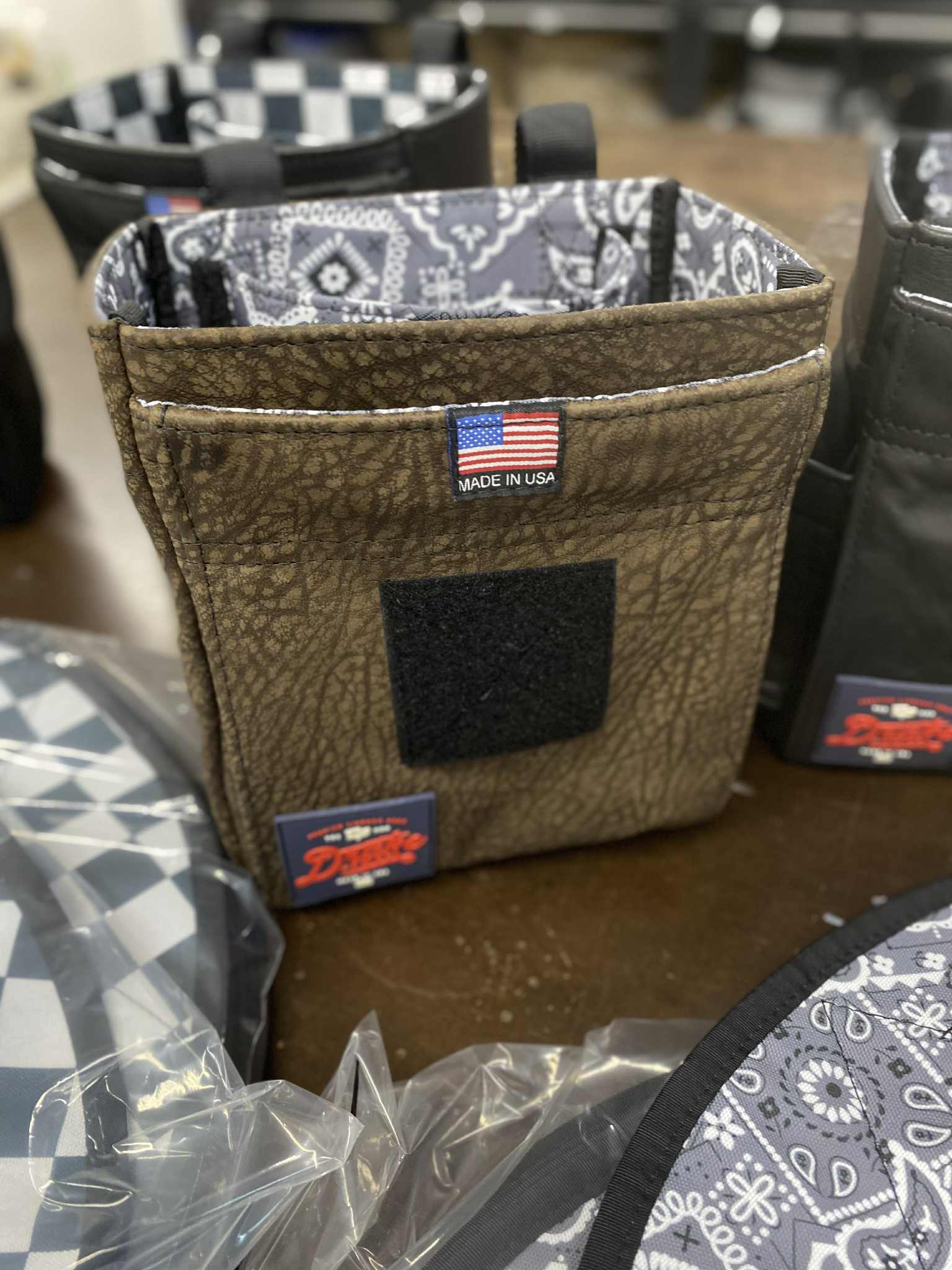 LEATHER DITTY BAG
