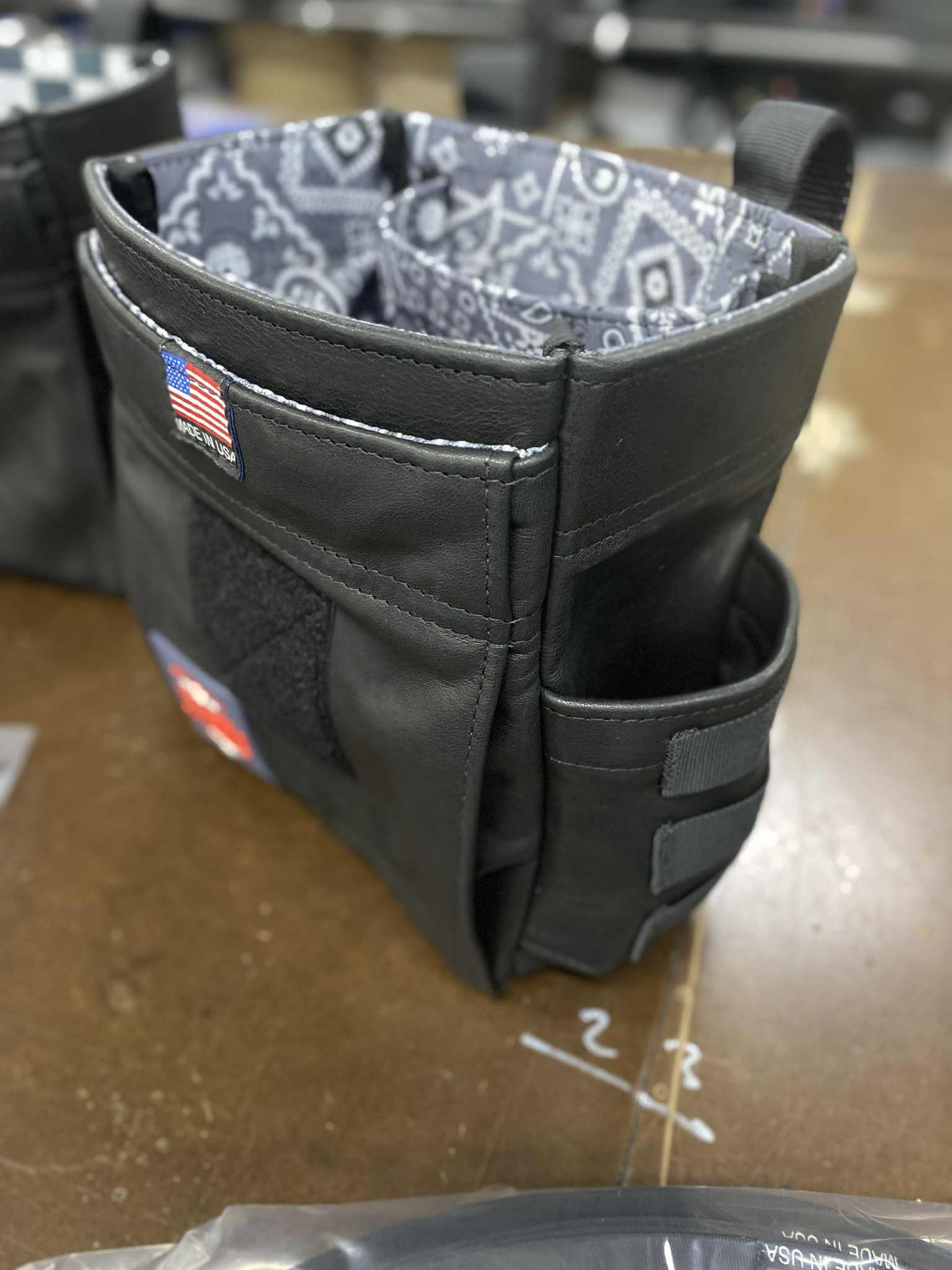 LEATHER DITTY BAG